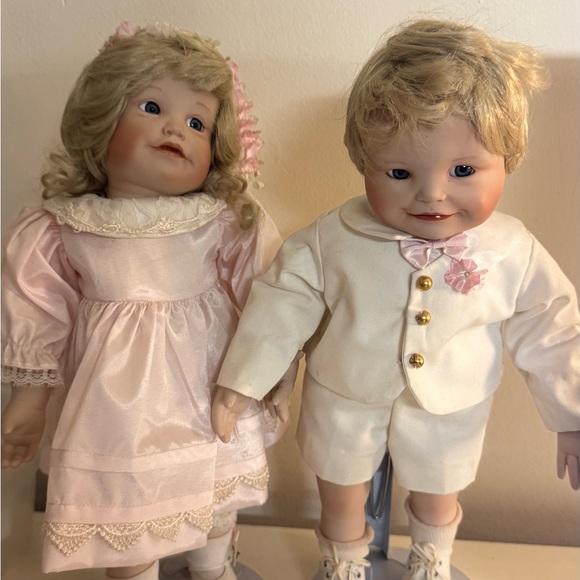 Ashton Drake wedding dolls Doll Pair Landa Bello porcelain dolls - Picture 2 of 14
